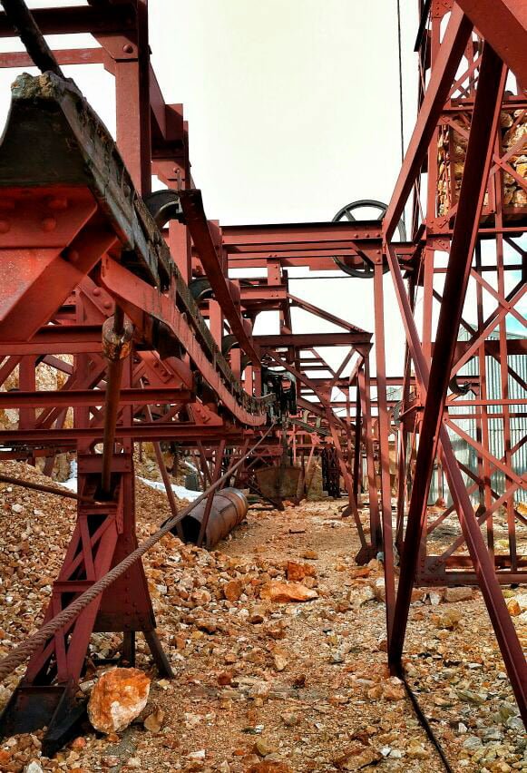 cable-carril-vagonetas-1